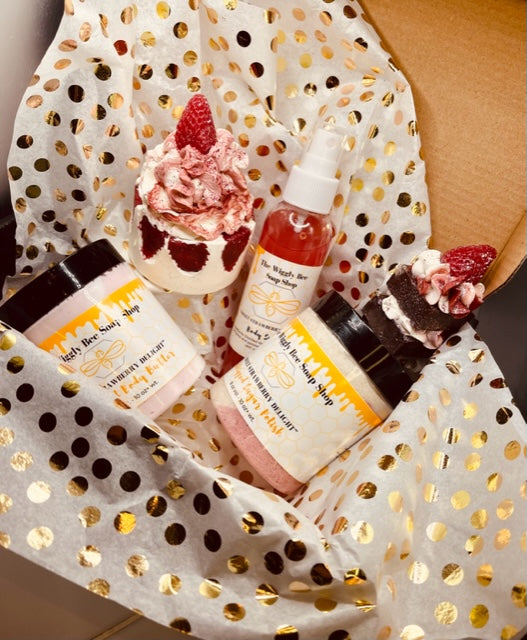 Sweet Strawberry Delight Gift Set